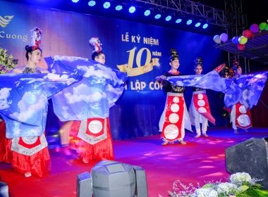Viết Ly Event Introduction